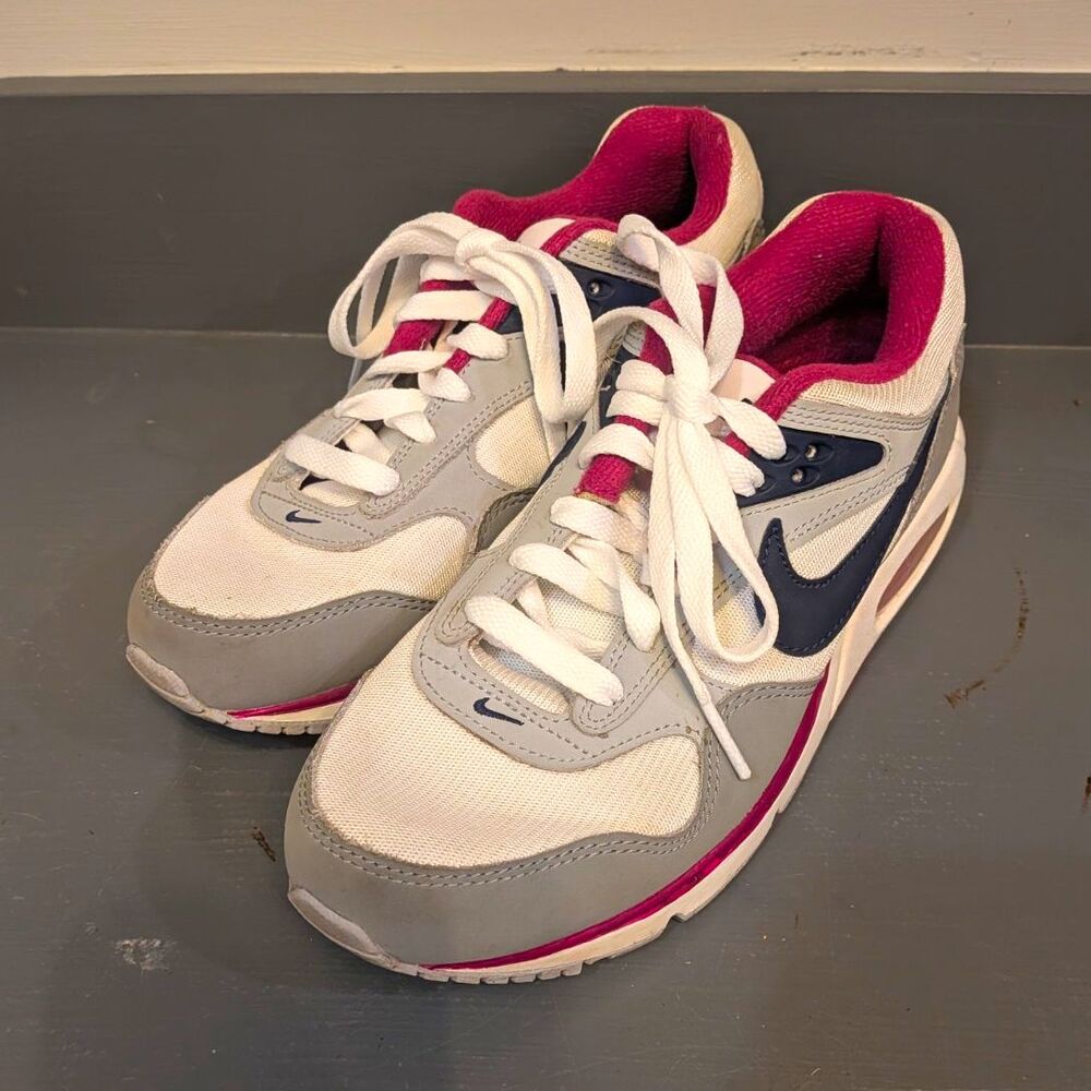 Nike Air Max Air Cushioning Low Top Lace-Up Sneakers White Gray Pink Navy